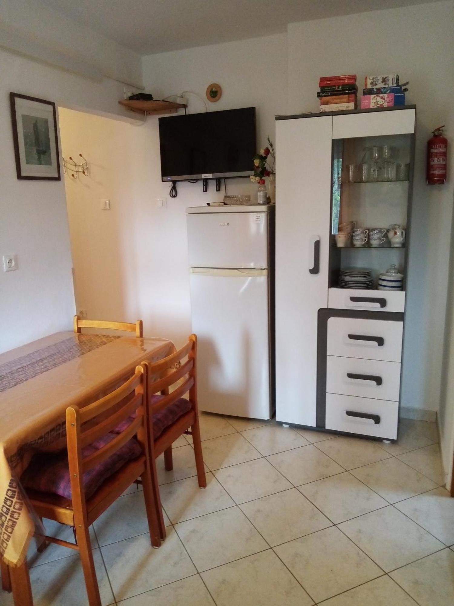 Apartmani Vitkovic II Cres Exteriör bild